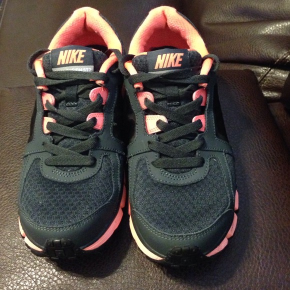 Dual Fusion nike shoes