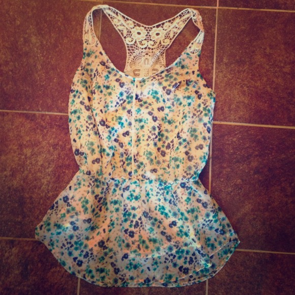 Lauren Conrad floral top