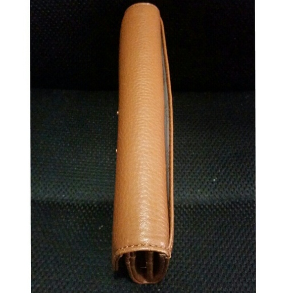 Michael kors slim flap wallet🚫SOLD🚫 - Picture 2 of 4