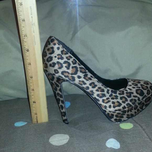 High heals - Picture 4 of 4