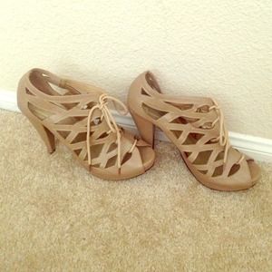 Beige pumps