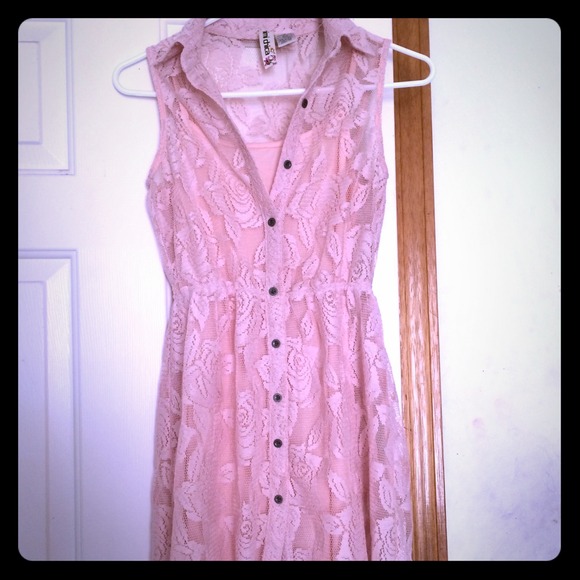 Peach, high-low dress - Picture 1 of 1