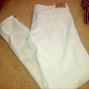 White Hollister jeans