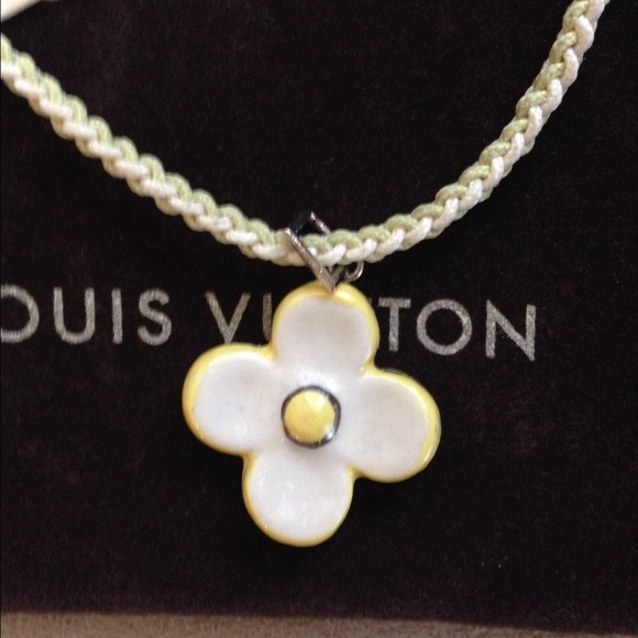 LV Fleur Porcelain Necklace