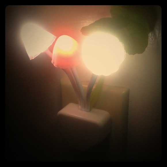 Mushroom nightlight