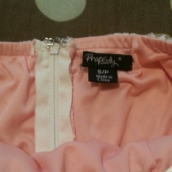 Dress - Picture 2 of 3
