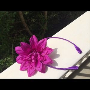 💢SOLD💢Flower Headband🌸👑
