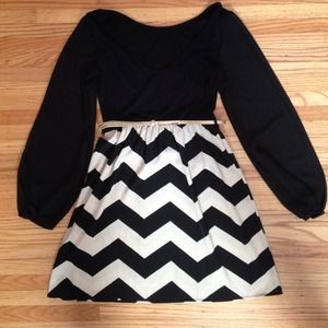 Black and White Chevron Dress with Gold Belt NWOT
