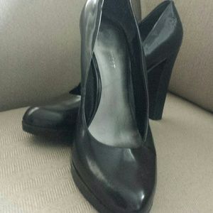 Black heels ninewest!