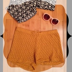 ✨LF knit shorts✨