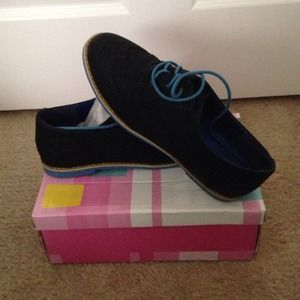 Black with blue soles shoes