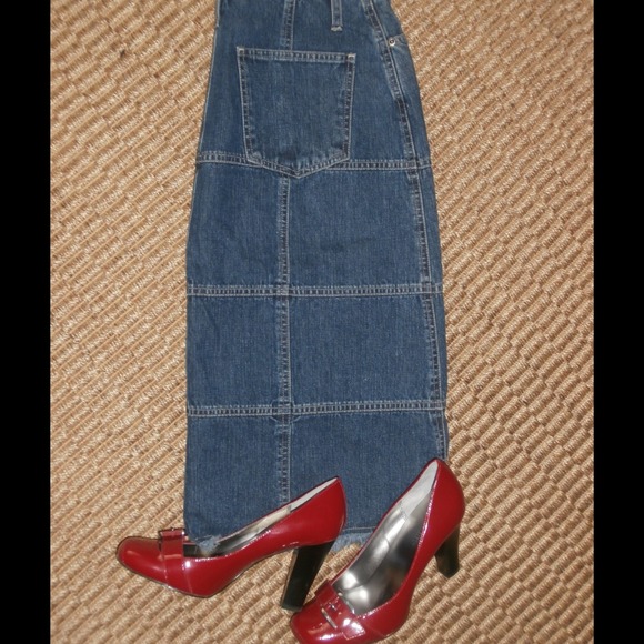 🚫🚫SOLD🚫🚫Blue jean patchwork skirt!🚫🚫SOLD🚫🚫 - Picture 2 of 4