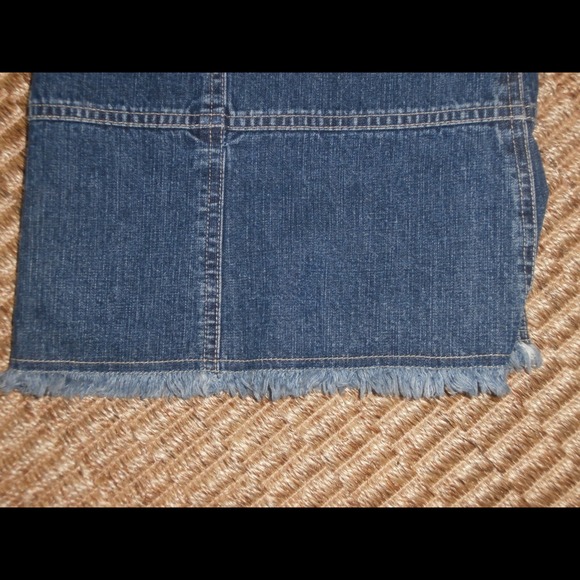 🚫🚫SOLD🚫🚫Blue jean patchwork skirt!🚫🚫SOLD🚫🚫 - Picture 4 of 4