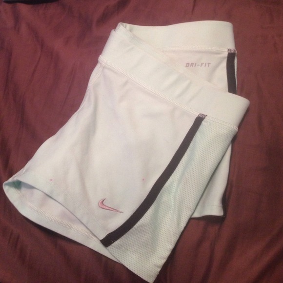 SOLD Nike Dry-Fit shorts