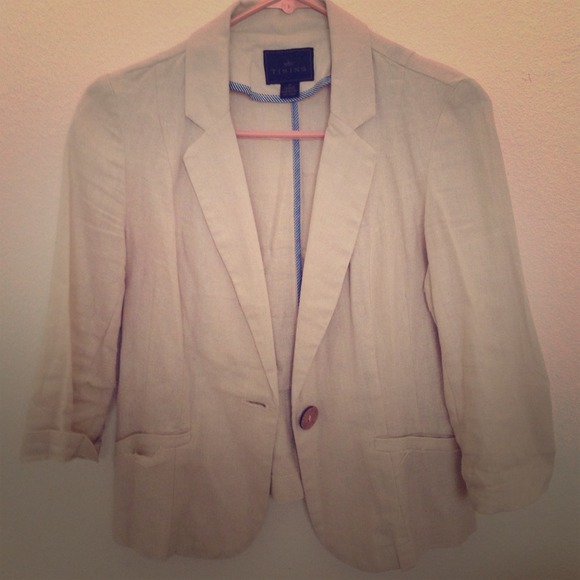 Cute beige blazer