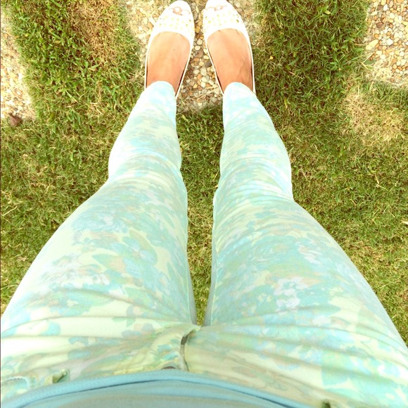 Lauren Conrad Denim - Mint Floral Pattern Skinny Pants