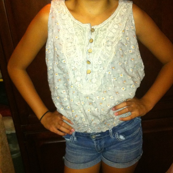 Floral light blue tank