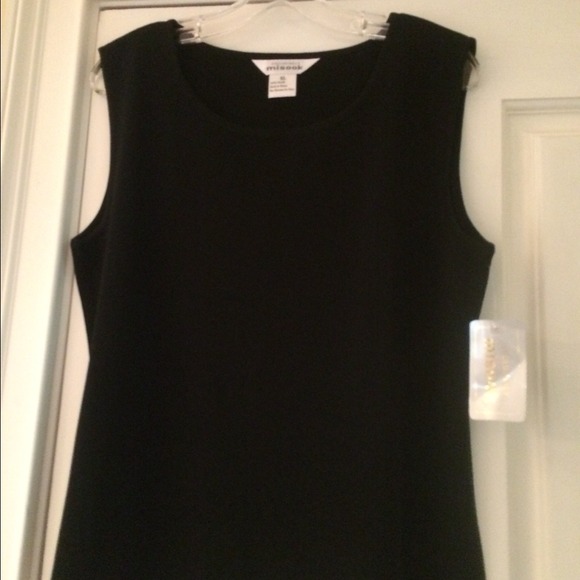 MISOOK black shell. XL.  NWT