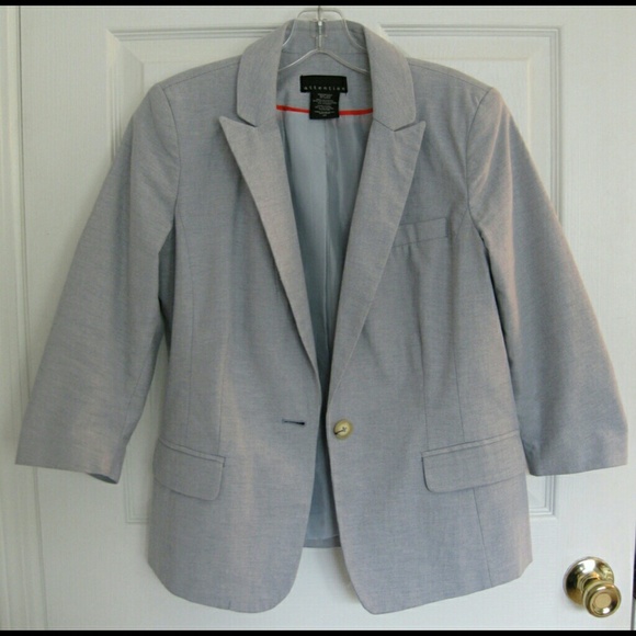 Blue Blazer with 3/4-sleeves
