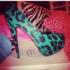 Steve Madden shoes