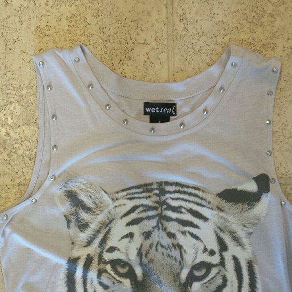 Tiger tank top with studs - Picture 2 of 3