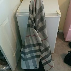 Authentic!!! Burberry winter scarf