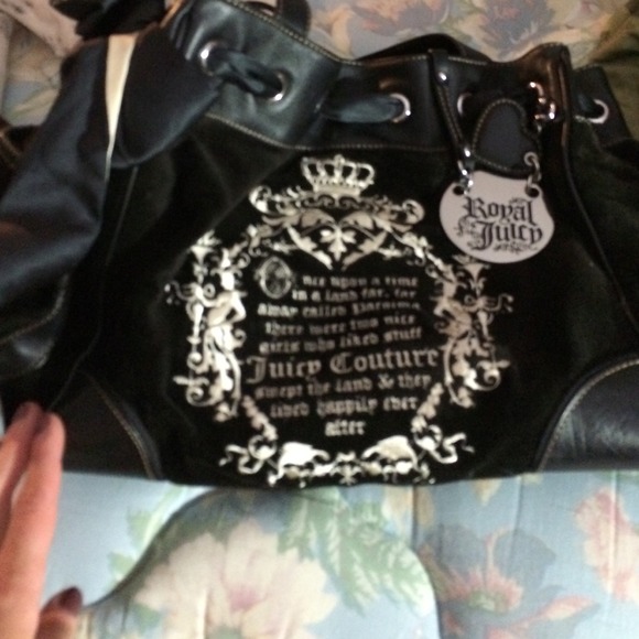 Black Juicy purse Like New!!!