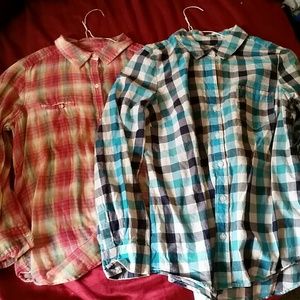 2 Old Navy Long Sleeve Shirts size Medium
