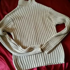 GAP Tan Turtleneck