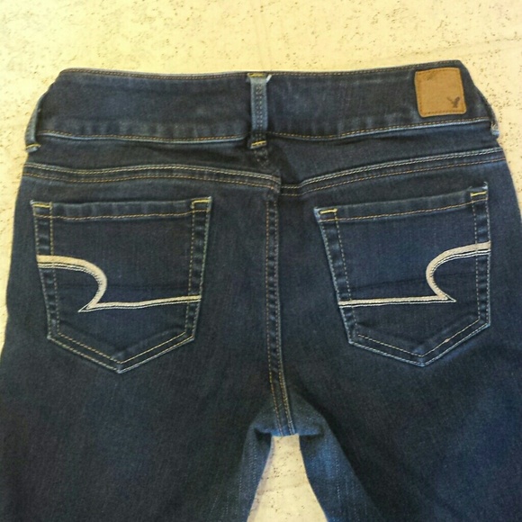 American Eagle Capris Cuffed around the ankle. - Picture 2 of 4