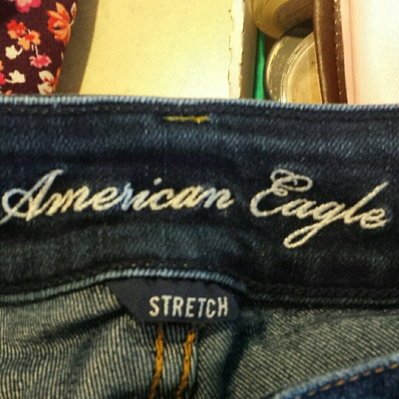 American Eagle Capris Cuffed around the ankle. - Picture 3 of 4