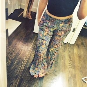 Billabong surfer pants