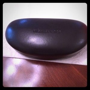 💯AUTHENTIC Michael Kors Sunglass Case