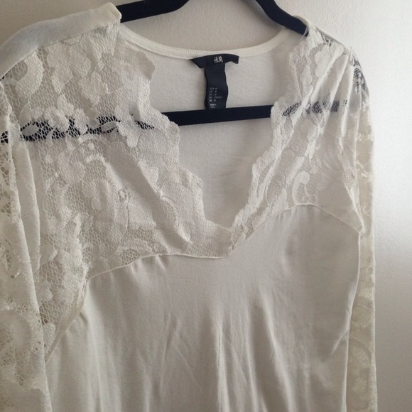 H&M Top - Picture 2 of 2