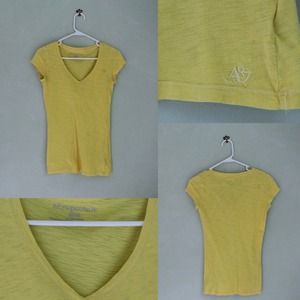 Plain yellow fitted v neck