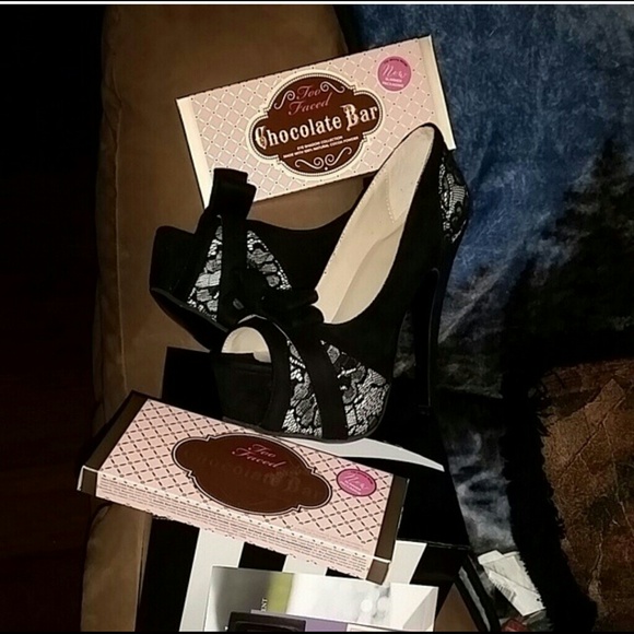 "Too Faced" Chocolate Bar Eyeshadow Pallette