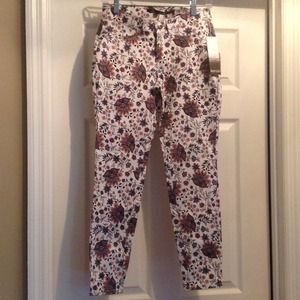 NWT Kenzie Jeans Size 6