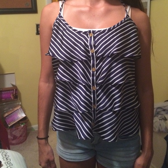 Cute navy and white striped shirt - Picture 1 of 1
