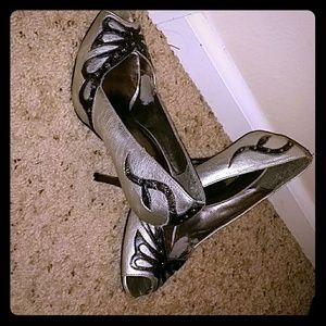 Michael antonio high heels