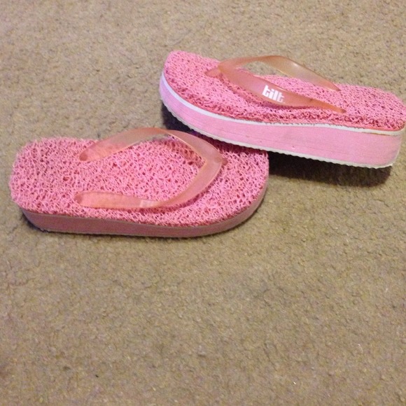 Tilt Pink sandals