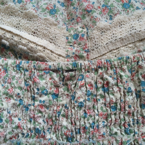 🔶Crochet Bust Top - Picture 4 of 4