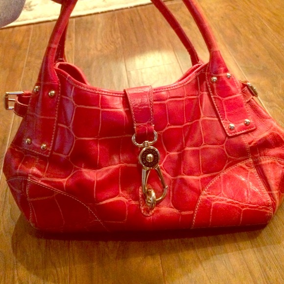 Dooney & Bourke Purse!!!