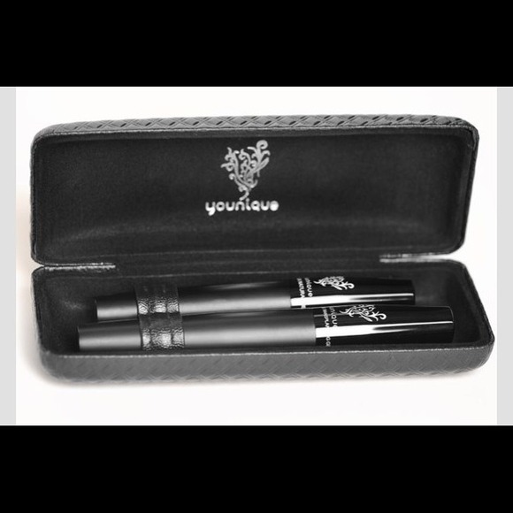ON HOLD - 3d fiber lash mascara @jaydazzle