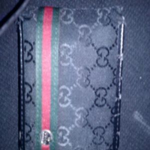 MENS GUCCI BELT,BUCKLE AND WALLET!!