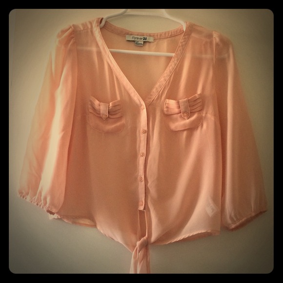 Forever 21 Tops - ❎SOLD!❎ Forever 21 Peach Chiffon Top