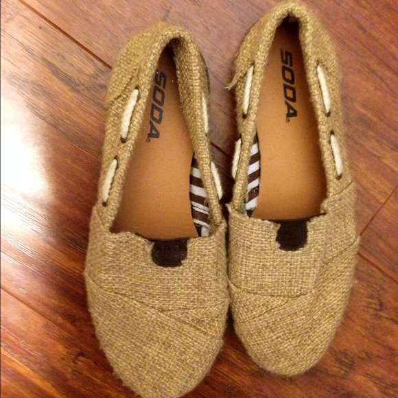 Hemp slip-on flats