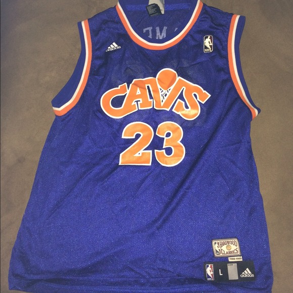 Lebron James Cavaliers vintage jersey!