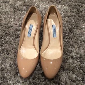 Prada patent leather pumps size 36