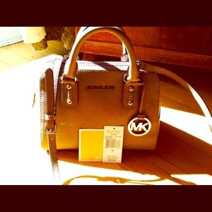 Michael Kors Leather Pearl Grey Saffiano Satchel