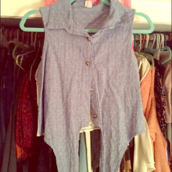 Cut off sleeve top